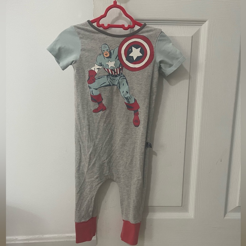 Like new condition Captain America Rags. 18-24 month.